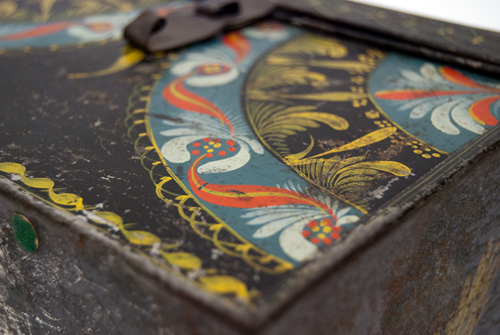 Rare Berlinware Early American Paint Decorated Document Box Blue Ground Connecticut Rare Berlinware Early American Paint Decorated Document Box Blue Ground Connecticut