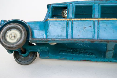 arcade cast iron fageol bus for sale large 12 inch size: brilliant original blue paint arcade cast iron fageol bus for sale large 12 inch size: brilliant original blue paint