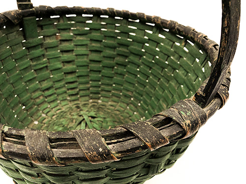 Original Green and Black Paint Decorated Antique Country Primitive American Splint Woven Gathering Basket For Sale Original Green and Black Paint Decorated Antique Country Primitive American Splint Woven Gathering Basket For Sale