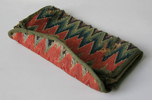 18th Century Antique American Flame Stitch Purse 18th Century Antique American Flame Stitch Purse