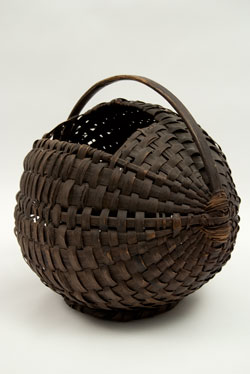 19th Century Antique American Chestnut Gathering Basket Country Primitive 19th Century Antique American Chestnut Gathering Basket Country Primitive