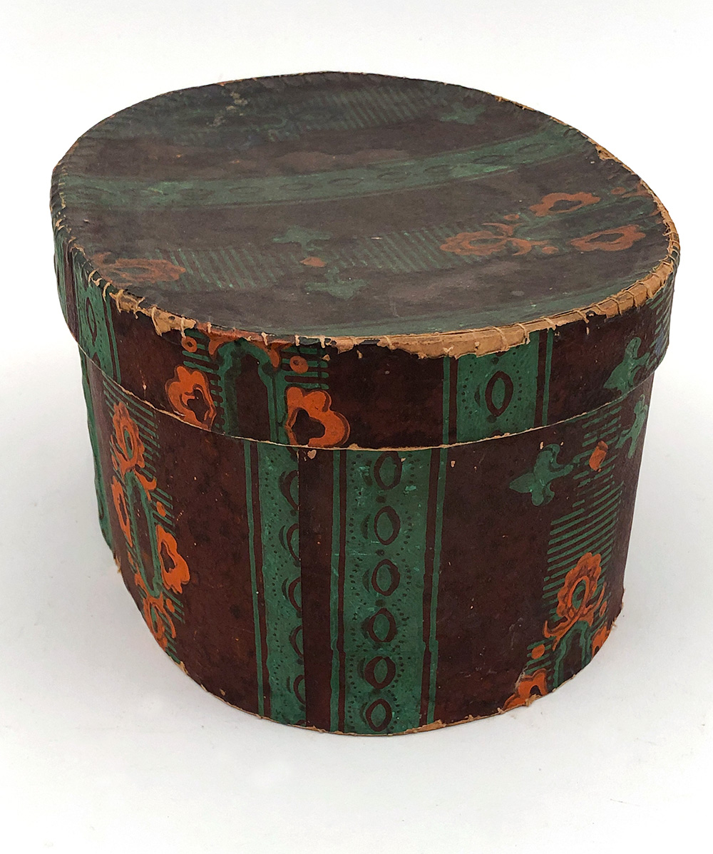Early American Antique Folk Art Oval Wallpaper Box For Sale