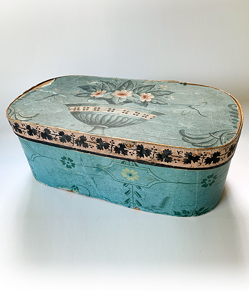country blue antique wooden wallpaper box with flowers urn vine border and lid
