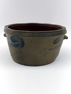 Blue Decorated Stoneware Cake Pan Antique Crock Pennsylvania Salt Glazed 19th Century Pottery For Sale Blue Decorated Stoneware Cake Pan Antique Crock Pennsylvania Salt Glazed 19th Century Pottery For Sale
