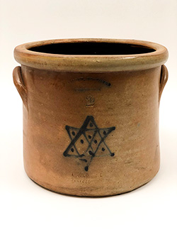 Seymour Brothers Hartford Connecticut Antique American Salt Glazed Stoneware Crock with Cobalt Decorated Star of David For Sale Antique American Stoneware Salt Glazed Crock Star of David Cobalt Blue Decoration Seymour Brothers Hartford Connecticut