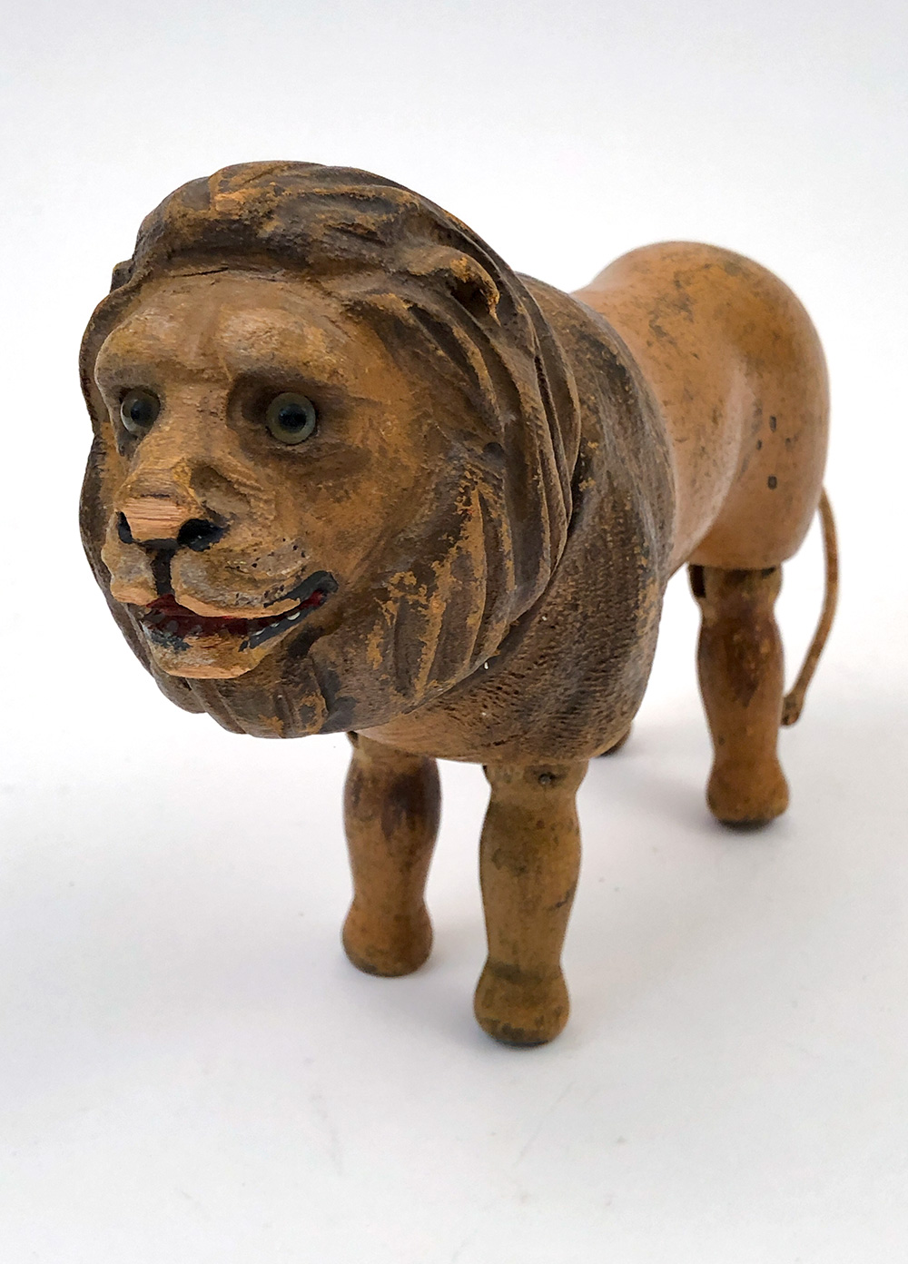 glass eye schoenhut lion