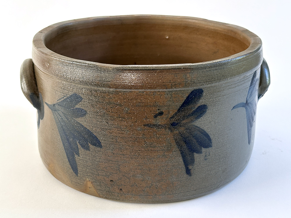southeastern pennsylvania blue decorated stoneware cake crock
