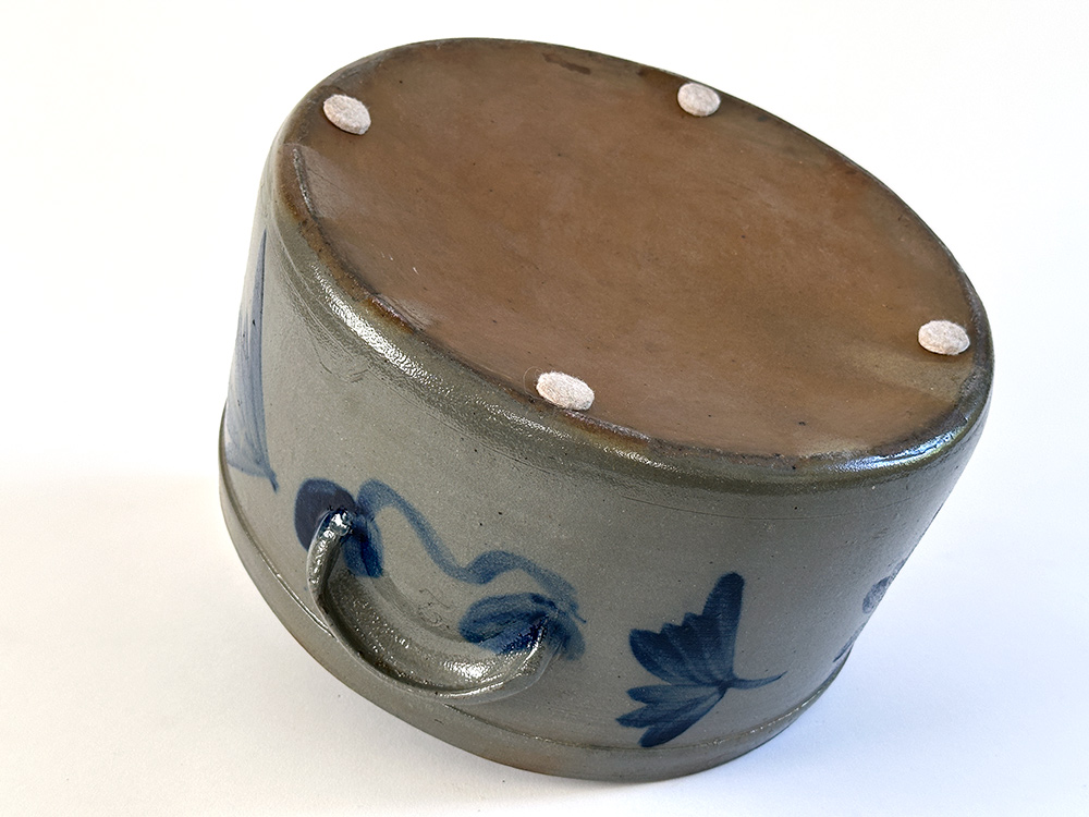 southeastern pennsylvania blue decorated stoneware cake crock
