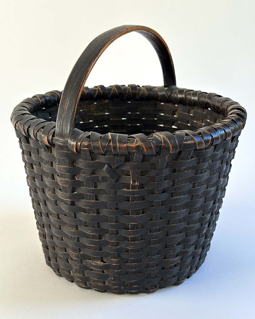 fine small gathering basket in original windsor black paint decoration