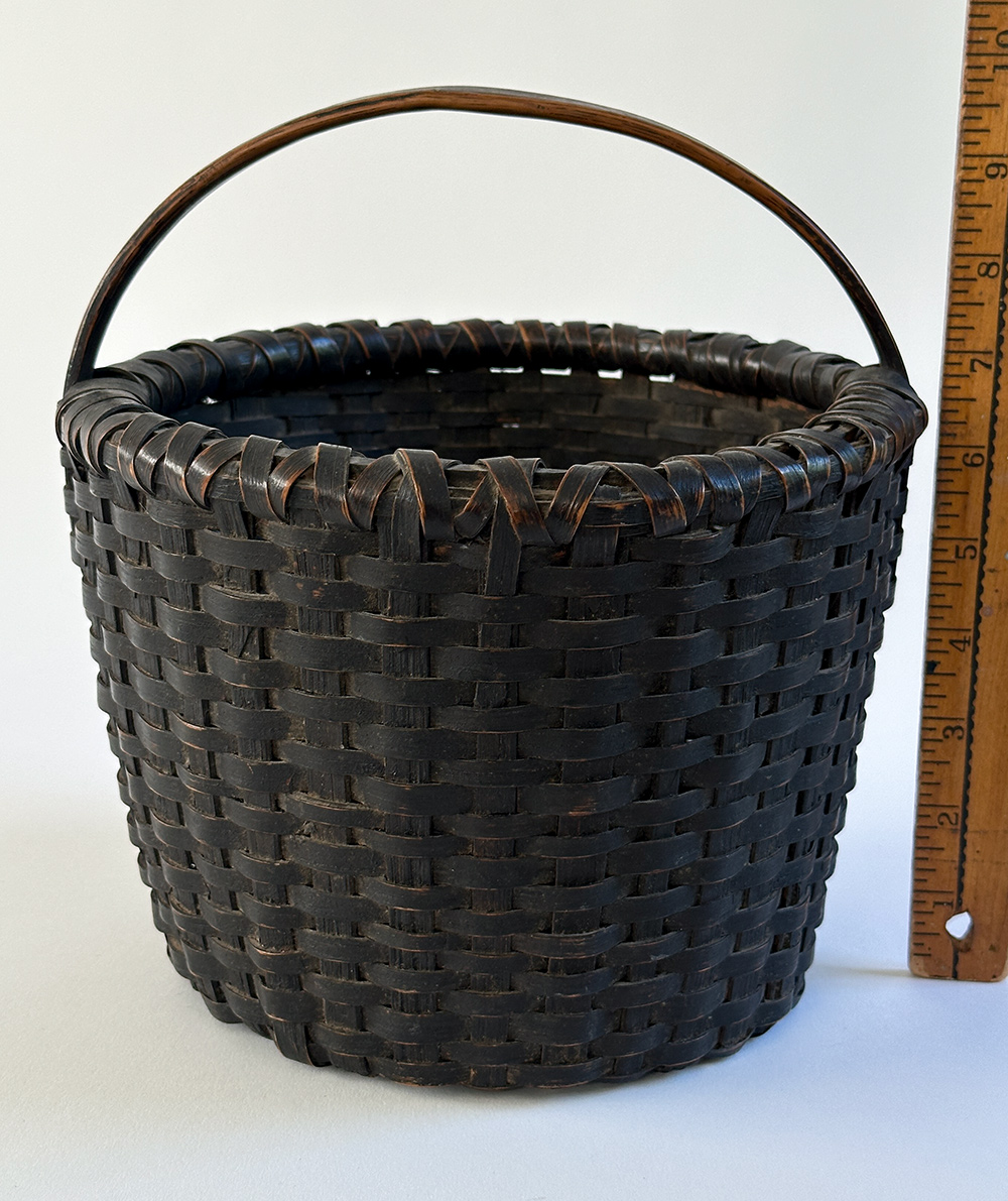 fine small gathering basket in original windsor black paint decoration