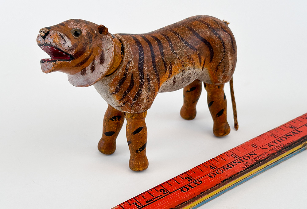 Antique Schoenhut Glass Eyed hand painted wooden tiger in all original condition