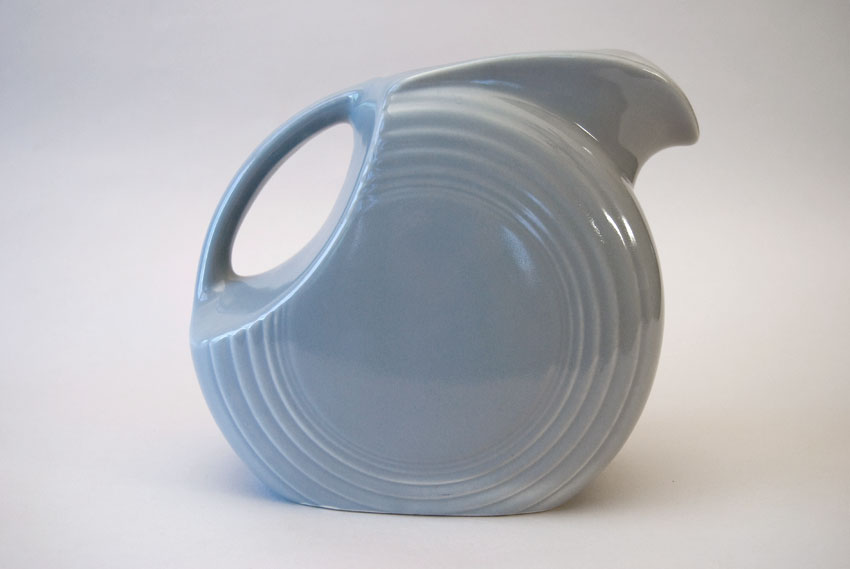 fiesta original gray disc water pitcher