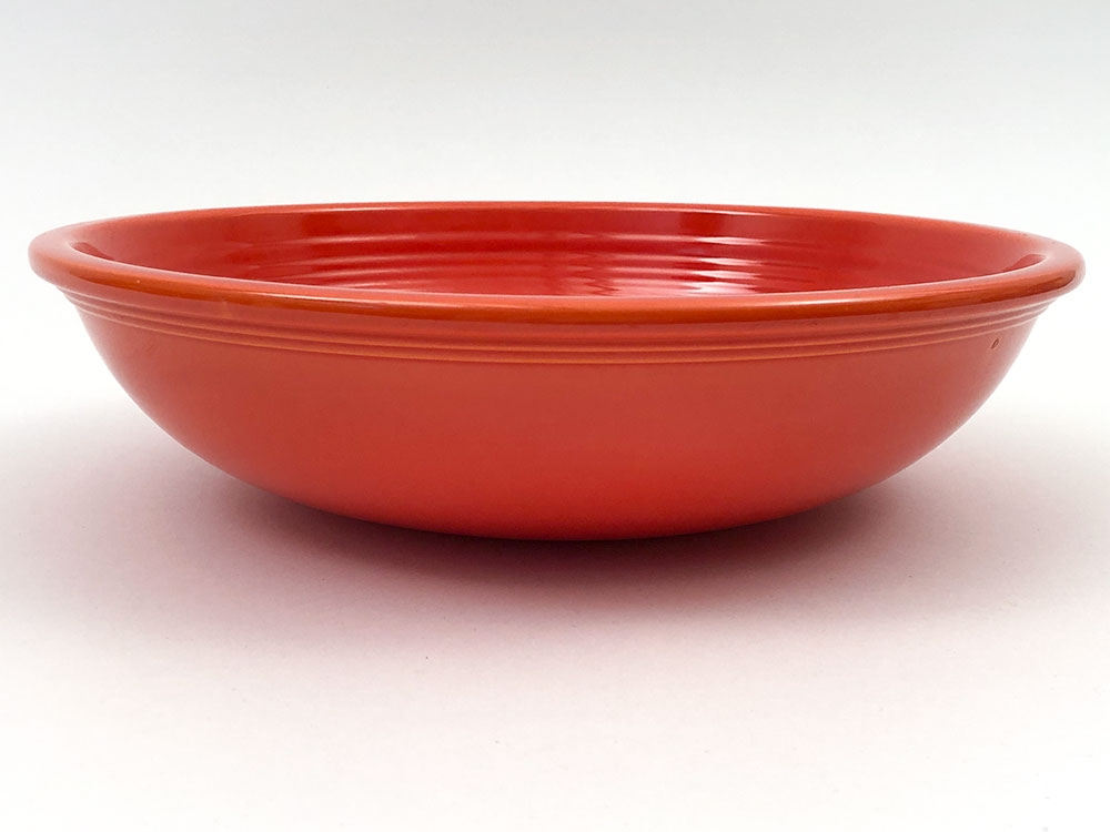 https://zandkantiques.com/fiestaware/homer-laughlin-red-fiesta-large-salad-bowl.jpg