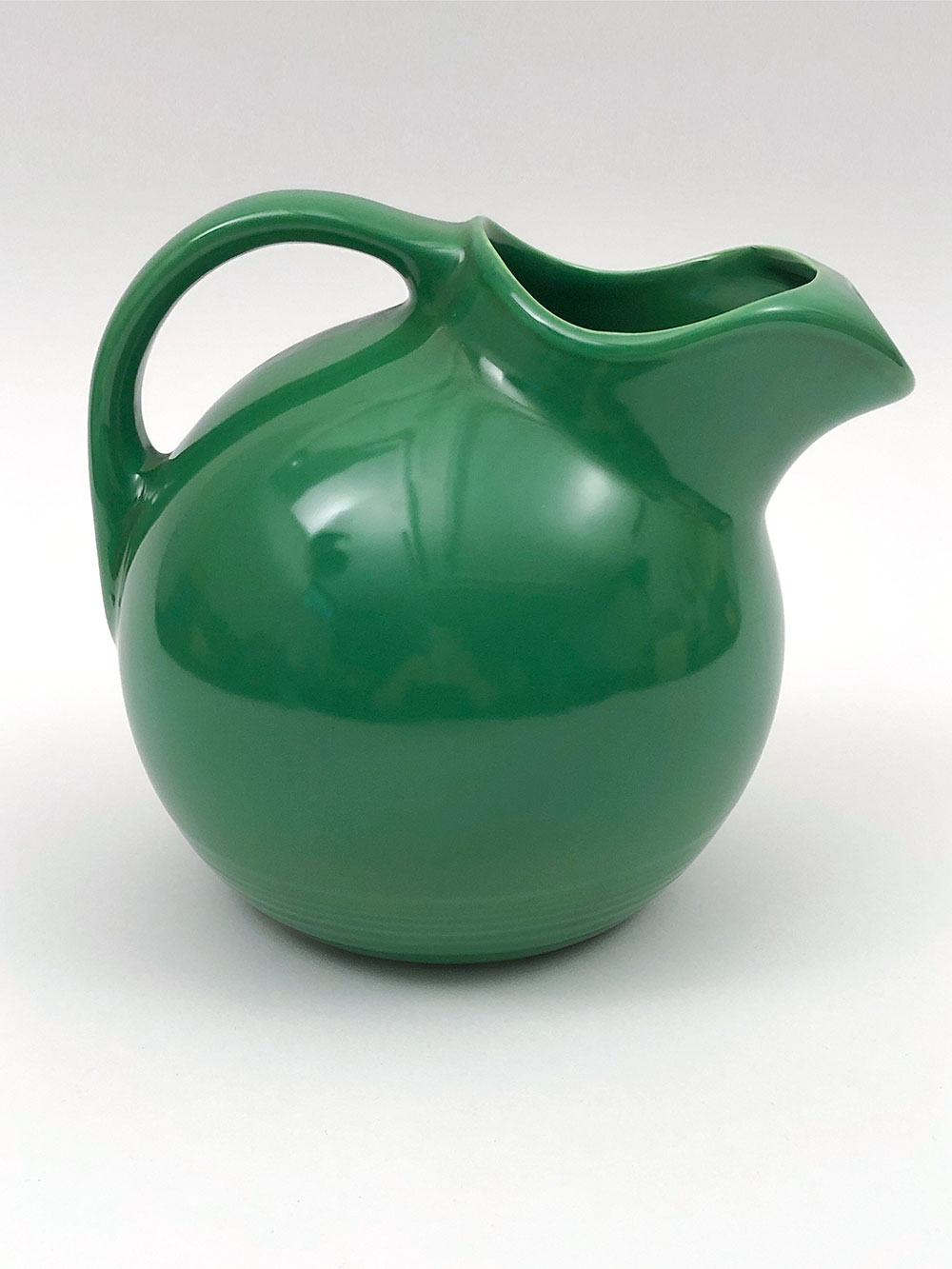 harlequin servcice water pitcher in rare medium green