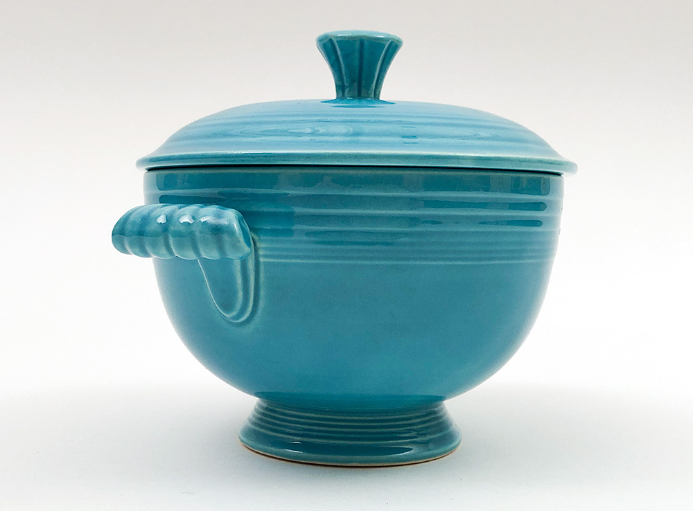 handles vintage fiesta pottery covered onion soup bowl in turquoise